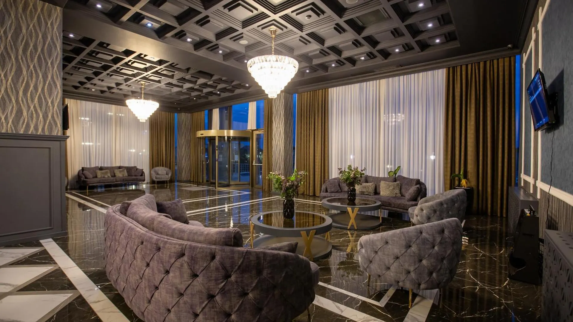 Volga Hotel Baku 5*,  Aserbaidschan